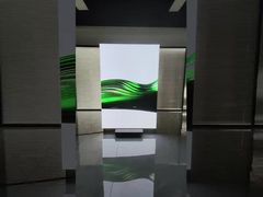 Doppelseitige LED-Anzeige, 3-fach faltbares Poster-LED-Display