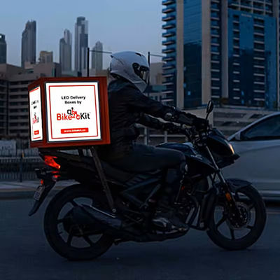 Customized Full Colour Creative LED Display Takeaway Box For Food Delivery 5V